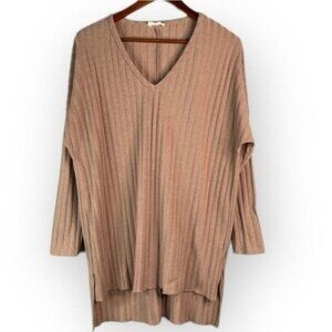 TAN Ribbed Sweater Light Brown V-Neck long sleeves hi-low